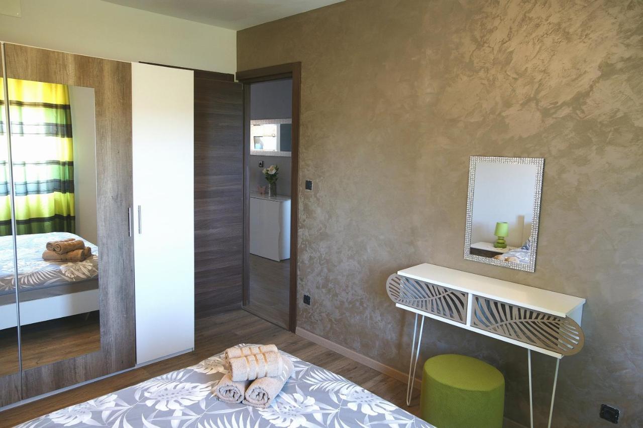 Apartment Grbin Pula Exterior foto